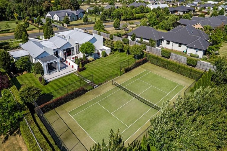 Photo of property in 11 Frisby Drive, West Melton, 7618