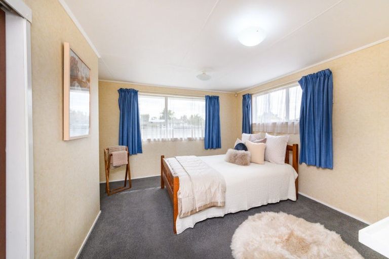 Photo of property in 50 Dewe Avenue, Feilding, 4702
