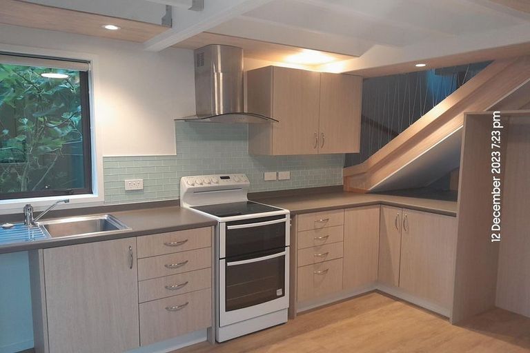 Photo of property in 80 Highland Park Drive, Highland Park, Auckland, 2010