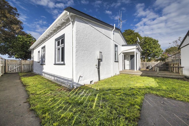 Photo of property in 849 Main Street, Roslyn, Palmerston North, 4414