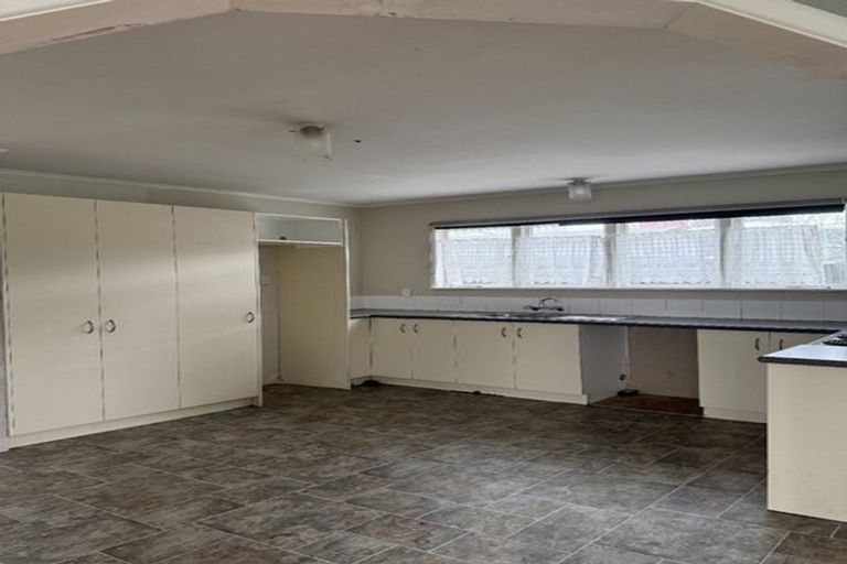 Photo of property in 6 Balfour Road, Manurewa, Auckland, 2102