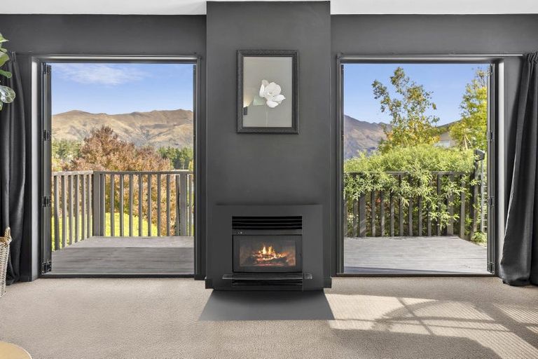 Photo of property in 13 Trevathan Lane, Wanaka, 9305