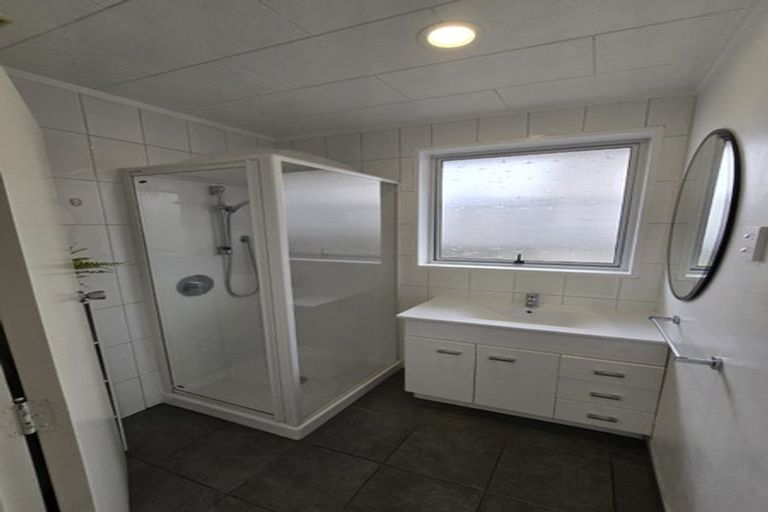 Photo of property in 4 Kiwi Road, Raumati Beach, Paraparaumu, 5032