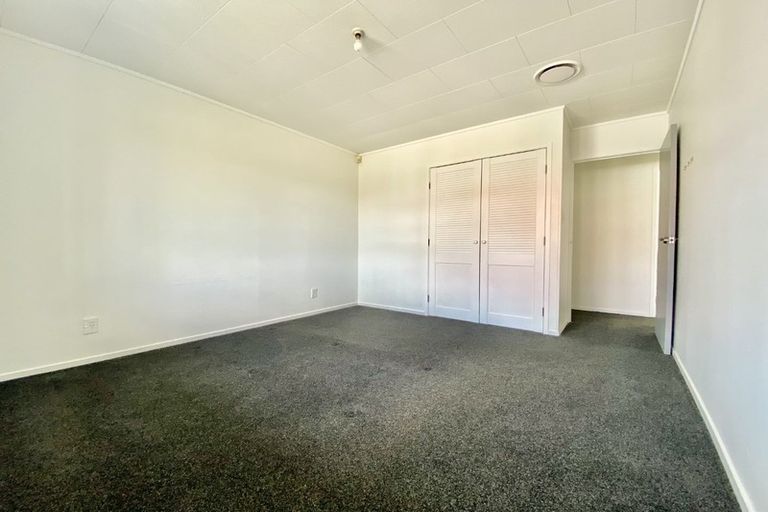 Photo of property in 219 Mahia Road, Wattle Downs, Auckland, 2103