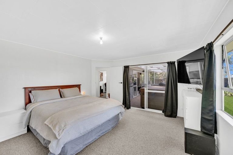 Photo of property in 14 Williamson Road, Clive, 4102