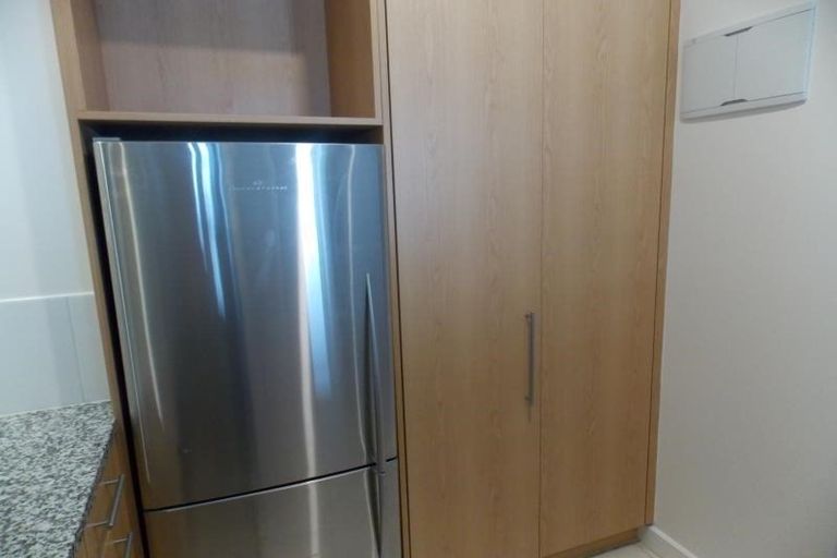 Photo of property in Kate Sheppard Apartments, 42 Molesworth Street, Thorndon, Wellington, 6011