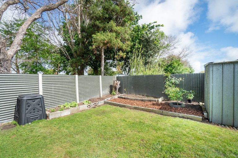 Photo of property in 24 Seddon Street, Takaro, Palmerston North, 4412