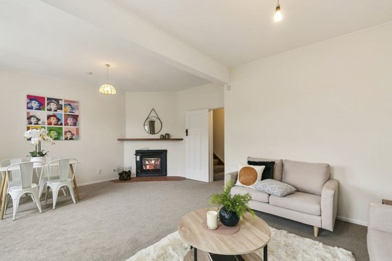 Photo of property in 107 Grant Road, Thorndon, Wellington, 6011