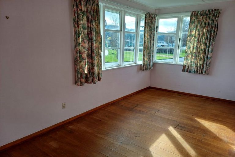 Photo of property in 356 Oxford Terrace, Avalon, Lower Hutt, 5011