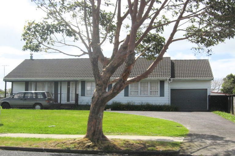 Photo of property in 37 Burundi Avenue, Clendon Park, Auckland, 2103