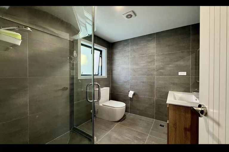 Photo of property in 15 Kea Road, Silverdale, 0932