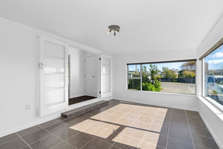 Photo of property in 178 Park Avenue, Waitarere Beach, Levin, 5510