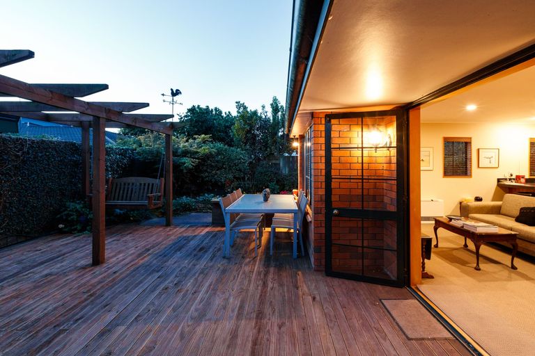 Photo of property in 7a Palm Avenue, Hokowhitu, Palmerston North, 4410