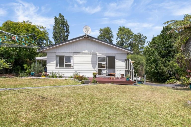 Photo of property in 1/8 Wattle Road, Sunnyvale, Auckland, 0612