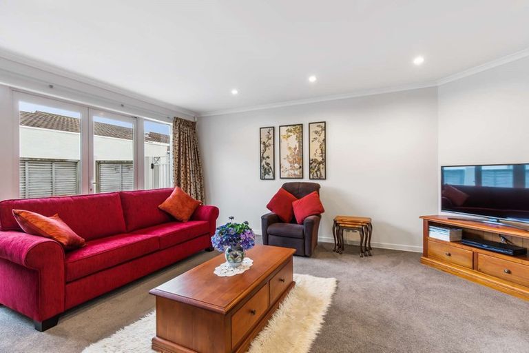 Photo of property in 53a Oxford Street, Tawa, Wellington, 5028