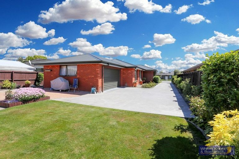 Photo of property in 117 Hawthornden Road, Avonhead, Christchurch, 8042