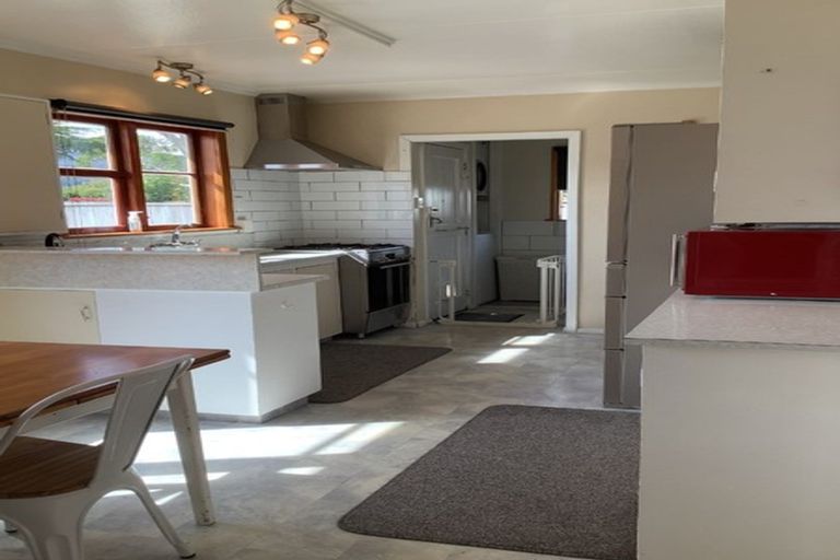 Photo of property in 35 Dover Road, Wainuiomata, Lower Hutt, 5014