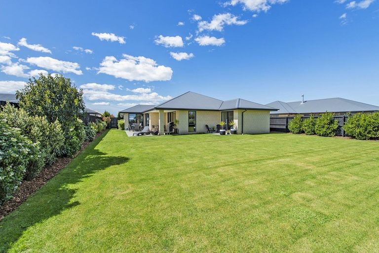 Photo of property in 41 Beaumont Drive, Rolleston, 7614