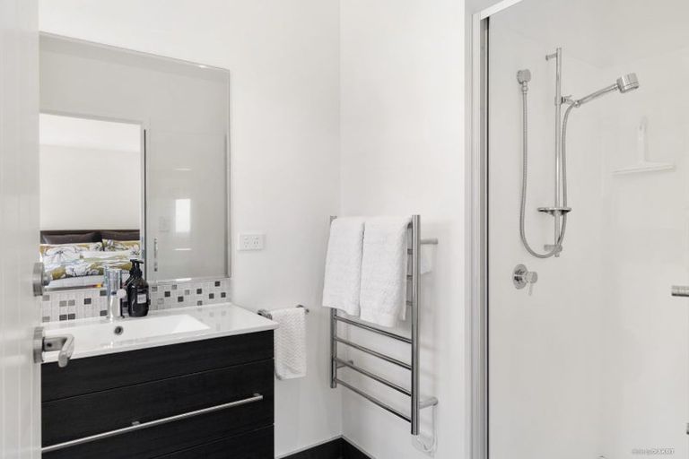 Photo of property in 23 Stockyard Crescent, Pukekohe, 2120