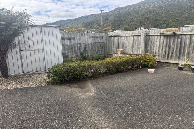 Photo of property in 255 Waikawa Road, Waikawa, Picton, 7220