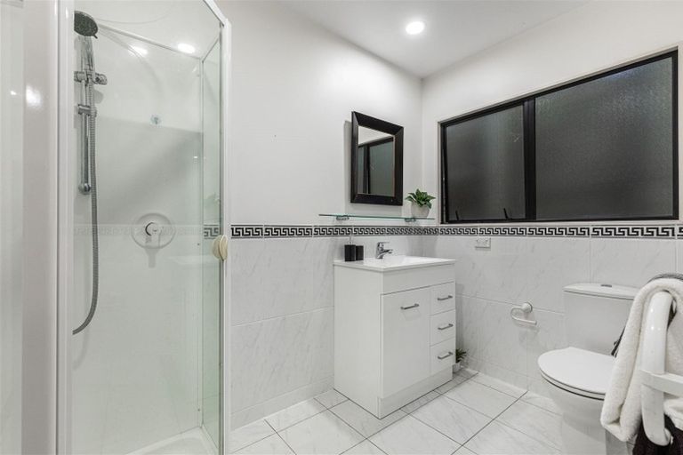 Photo of property in 26 Marellen Drive, Red Beach, 0932