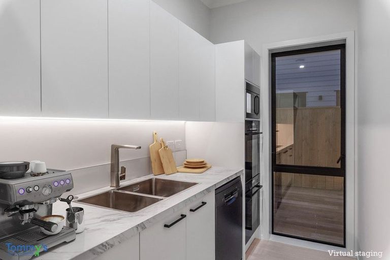 Photo of property in 2 Mazengarb Road, Paraparaumu, 5032