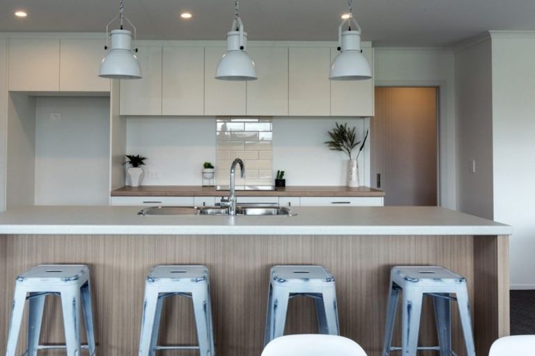 Photo of property in 5 Te Aparangi Crescent, Papakura, 2110