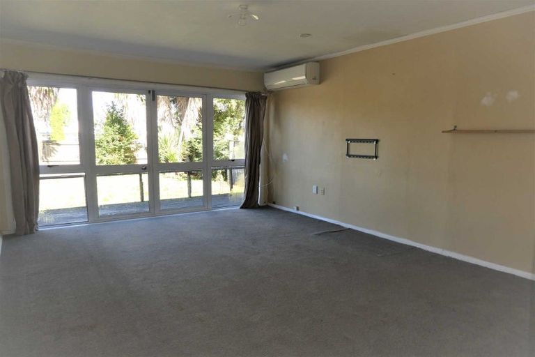 Photo of property in 22 Balgay Street, Upper Riccarton, Christchurch, 8041