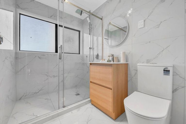 Photo of property in 110 Friedlanders Road, Manurewa, Auckland, 2102