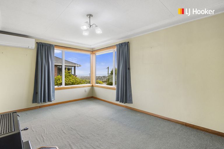 Photo of property in 17 Salmond Street, Halfway Bush, Dunedin, 9010