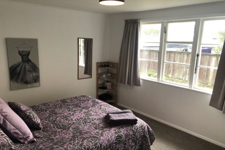 Photo of property in 12 Rangipoia Place, Turangi, 3334