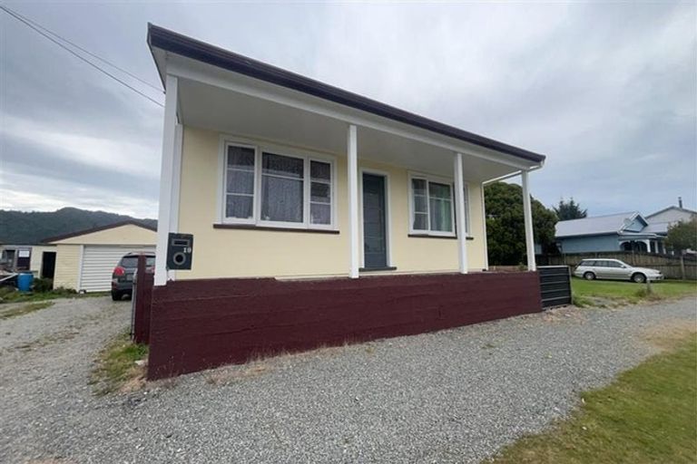 Photo of property in 19 Packers Quay, Blaketown, Greymouth, 7805