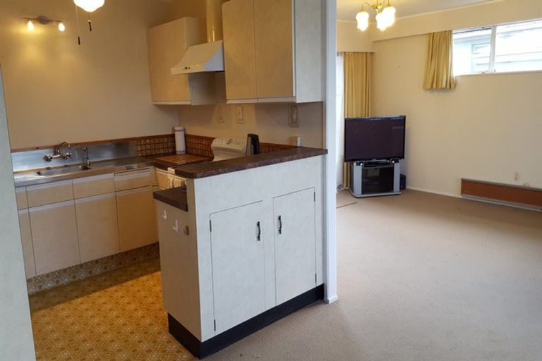 Photo of property in 8 Donald Street, Regent, Whangarei, 0112