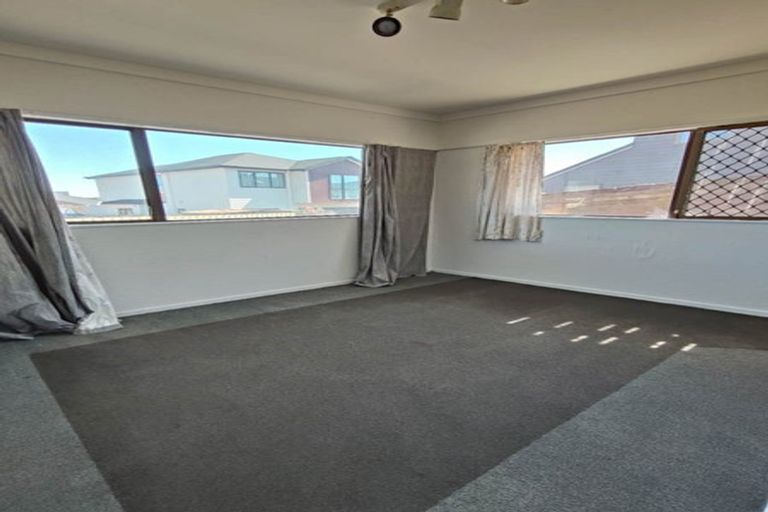 Photo of property in 10/114a Pakuranga Road, Pakuranga, Auckland, 2010