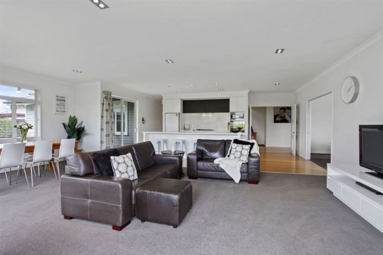 Photo of property in 24 Somerville Crescent, Aidanfield, Christchurch, 8025