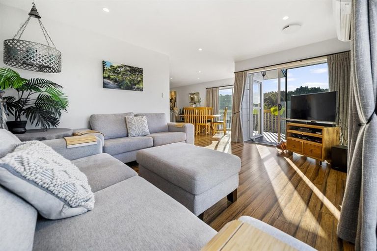 Photo of property in 40 Awaruku Road, Torbay, Auckland, 0630