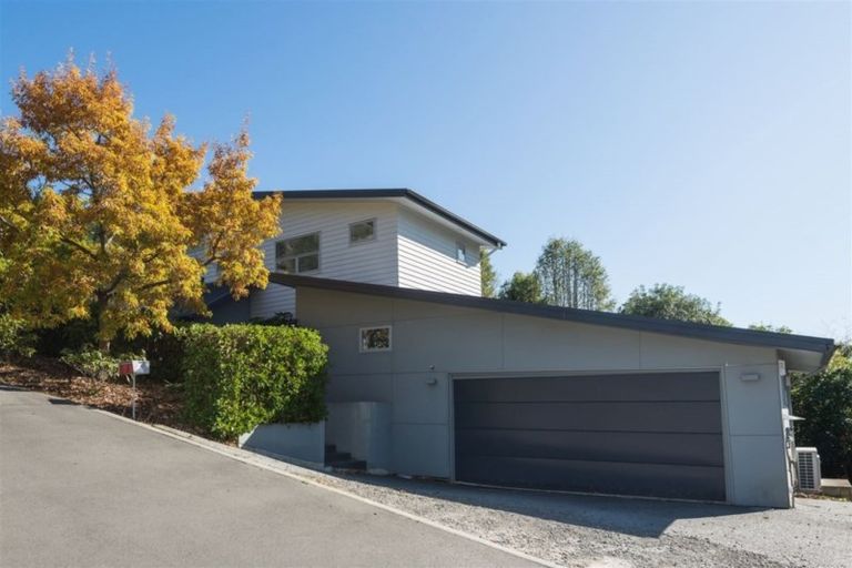 Photo of property in 5 Maurice Knowles Lane, Cashmere, Christchurch, 8022