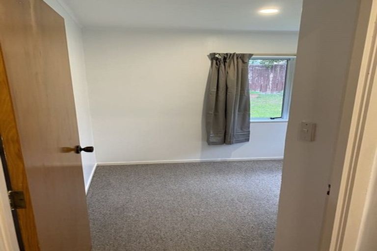 Photo of property in 158 Aviemore Drive, Highland Park, Auckland, 2010