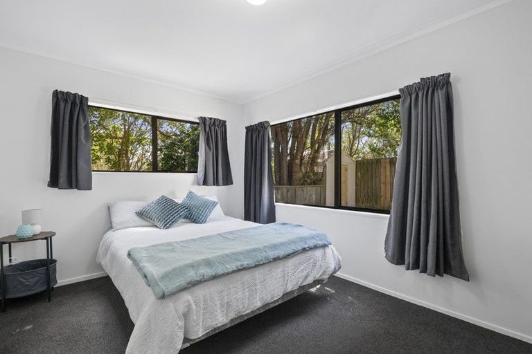 Photo of property in 33 Discovery Drive, Whitby, Porirua, 5024