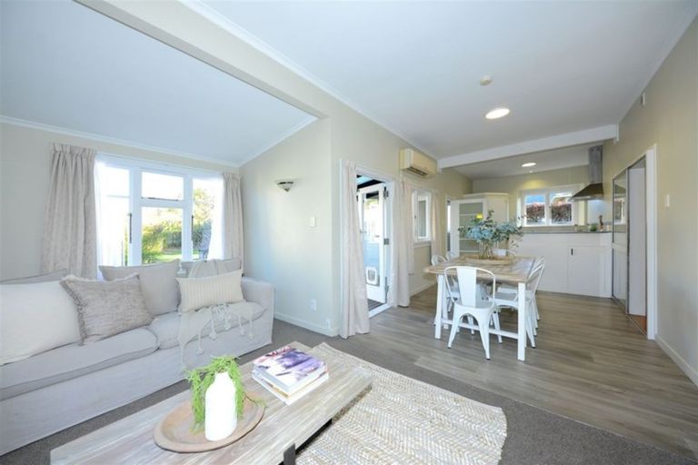 Photo of property in 36 Koromiko Street, Saint Martins, Christchurch, 8022