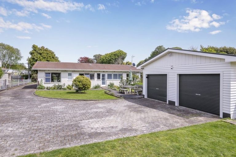 Photo of property in 15 Koromiko Road, Waikanae, 5036