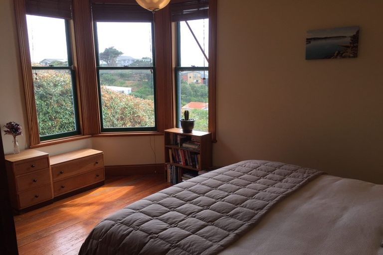 Photo of property in 41 Sutherland Road, Melrose, Wellington, 6023