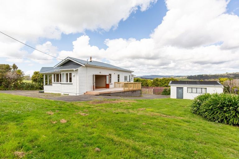 Photo of property in 218 Annandale Road, Kumeu, 0782