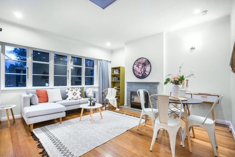 Photo of property in 27 Hayward Terrace, Waiwhetu, Lower Hutt, 5010