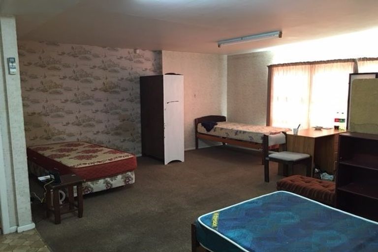 Photo of property in 362 Yaldhurst Road, Russley, Christchurch, 8042