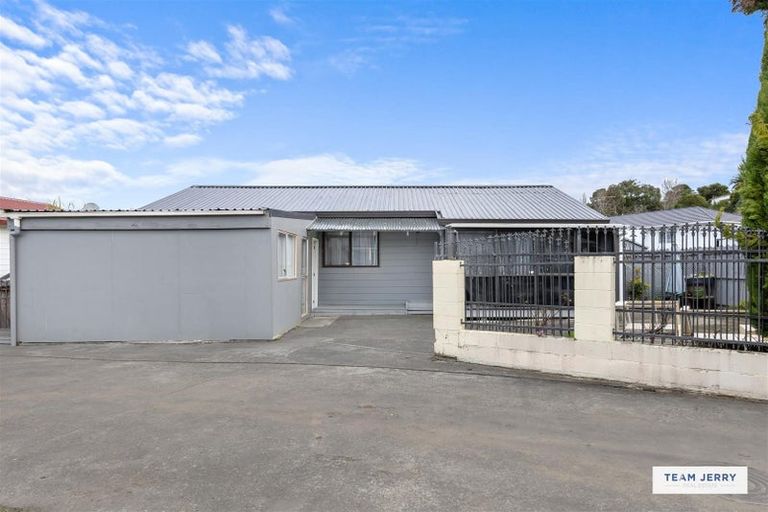Photo of property in 1/5 Malaspina Place, Papatoetoe, Auckland, 2025