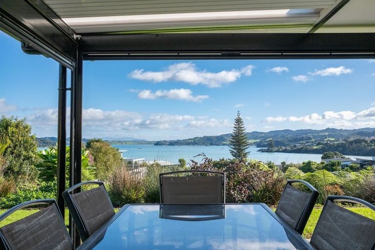 Photo of property in 31 Muritai Road, Parua Bay, Whangarei, 0174