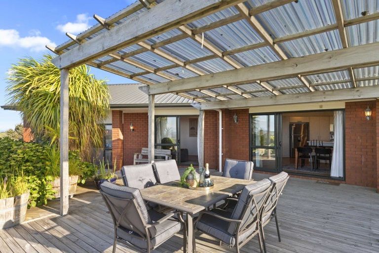 Photo of property in 118 Paparata Road, Bombay, 2675