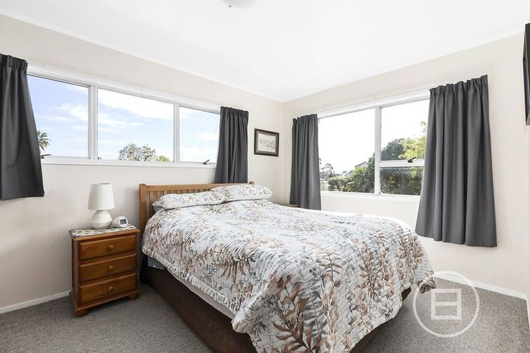 Photo of property in 2/24 Glynnbrooke Street, Te Atatu South, Auckland, 0610