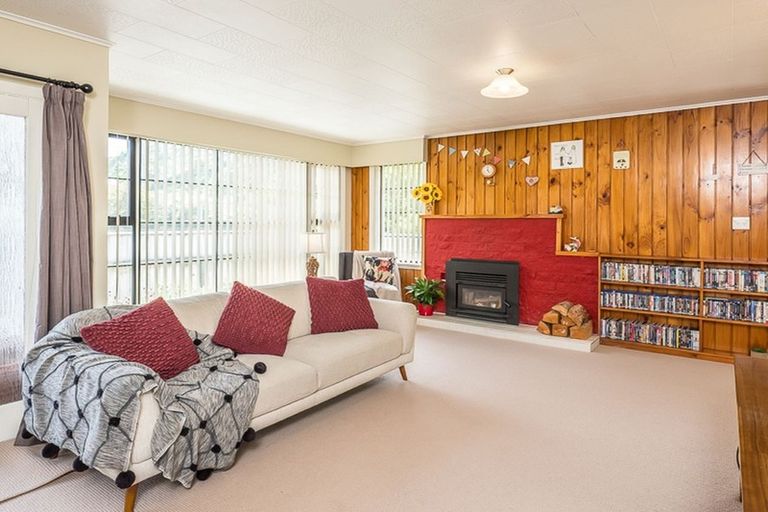 Photo of property in 178 Main Road South, Raumati South, Paraparaumu, 5032
